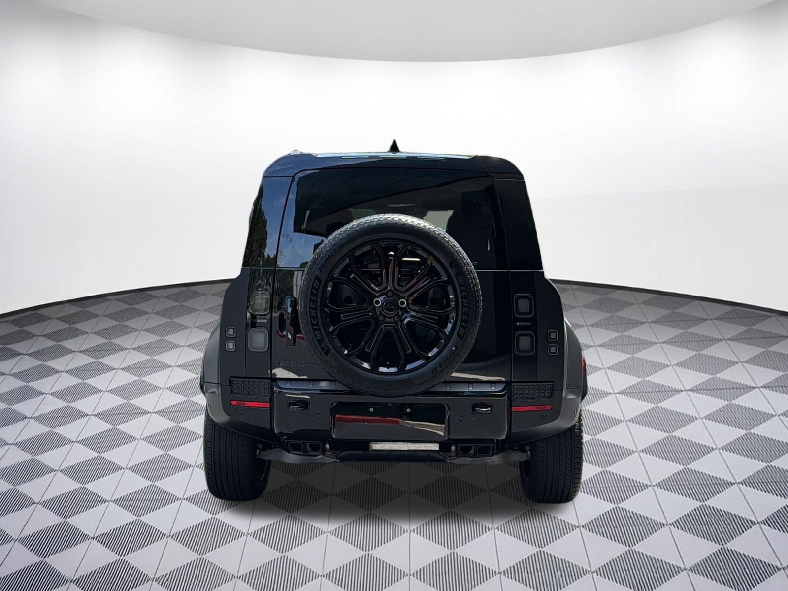 New 2026 Land Rover Defender 110 OCTA AWD/4WD image 10