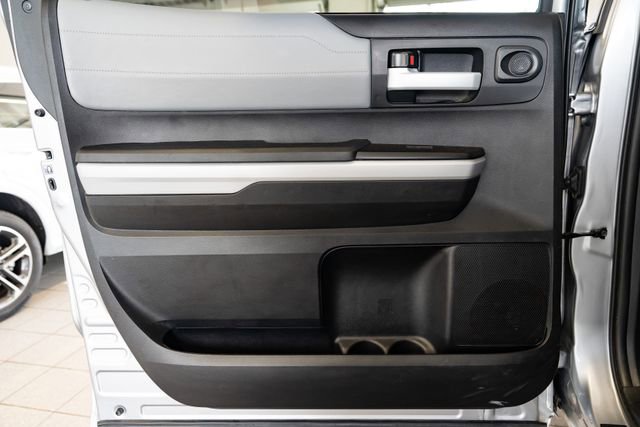 Used 2019 Toyota Tundra Limited w/ Limited Premium Package AWD/4WD image 25