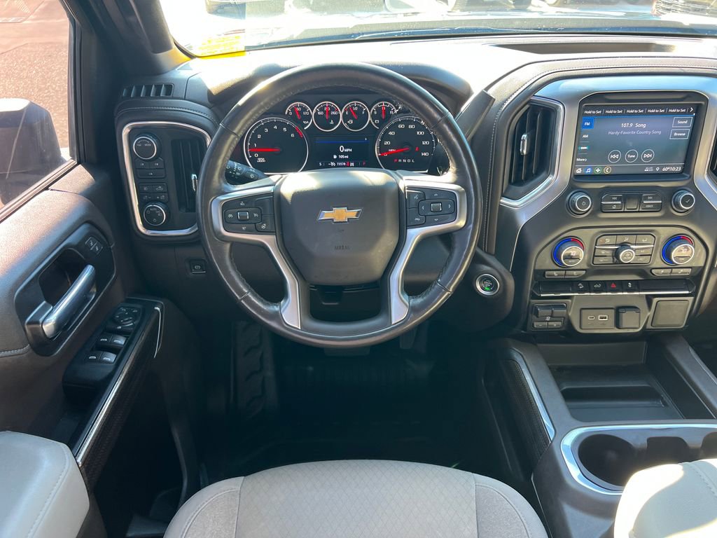 Used 2022 Chevrolet Silverado 2500 LT w/ Convenience Package image 16