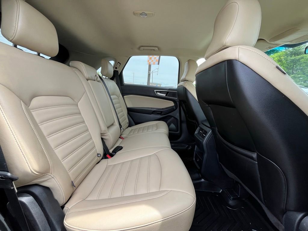 Used 2022 Ford Edge SEL AWD/4WD image 19