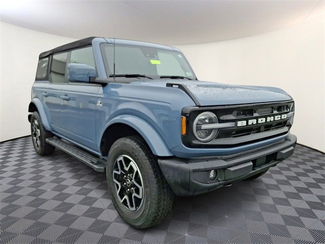 Used 2023 Ford Bronco Outer Banks image 1