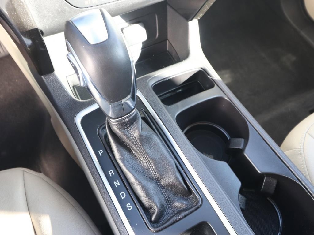 Certified 2018 Ford Escape Titanium w/ Ford Safe & Smart Package image 22