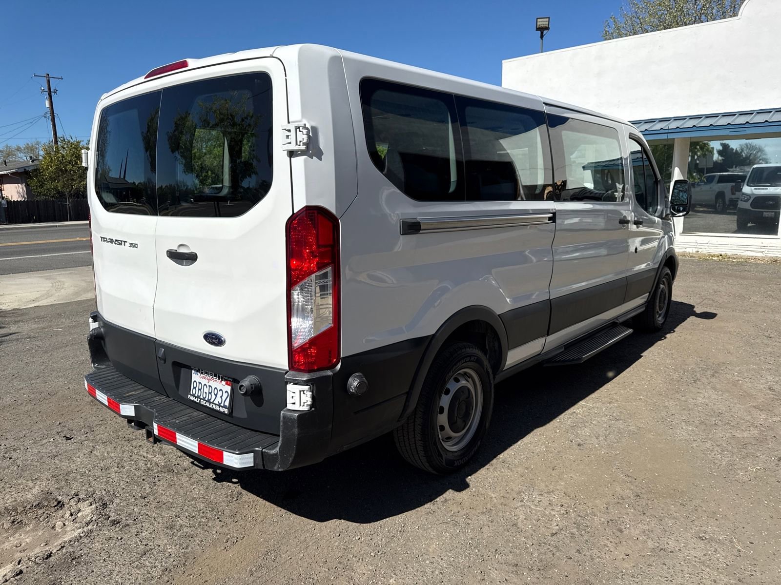 Used 2018 Ford Transit 350 XL image 5