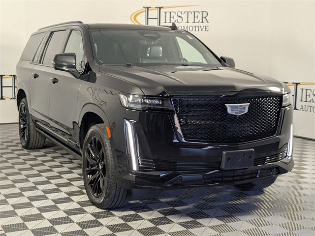 Used 2023 Cadillac Escalade ESV Sport Platinum w/ LPO, ONYX Package image 2