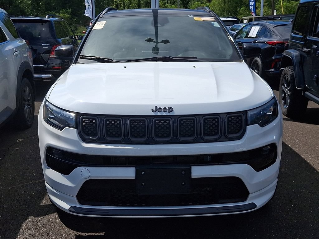 Used 2023 Jeep Compass High Altitude AWD/4WD image 3