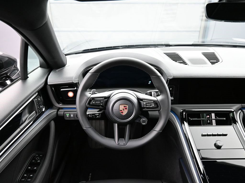 New 2026 Porsche Panamera 4 image 18
