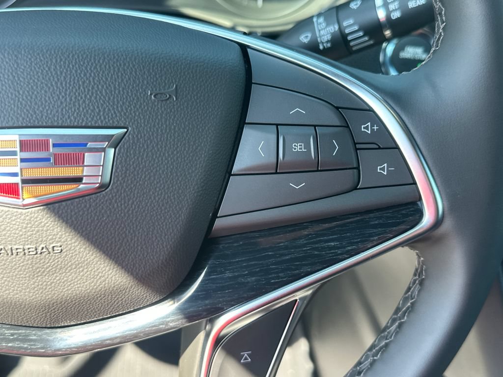 New 2026 Cadillac XT5 Premium Luxury w/ Driver Assist Package AWD/4WD image 17