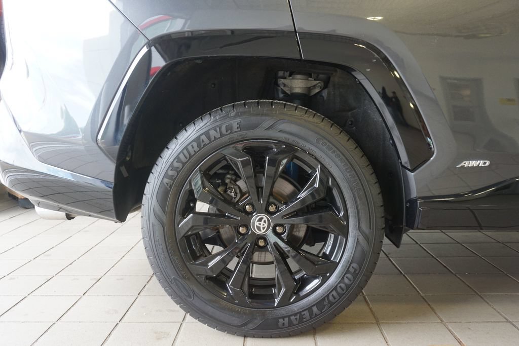 Certified 2023 Toyota RAV4 XSE AWD/4WD image 35