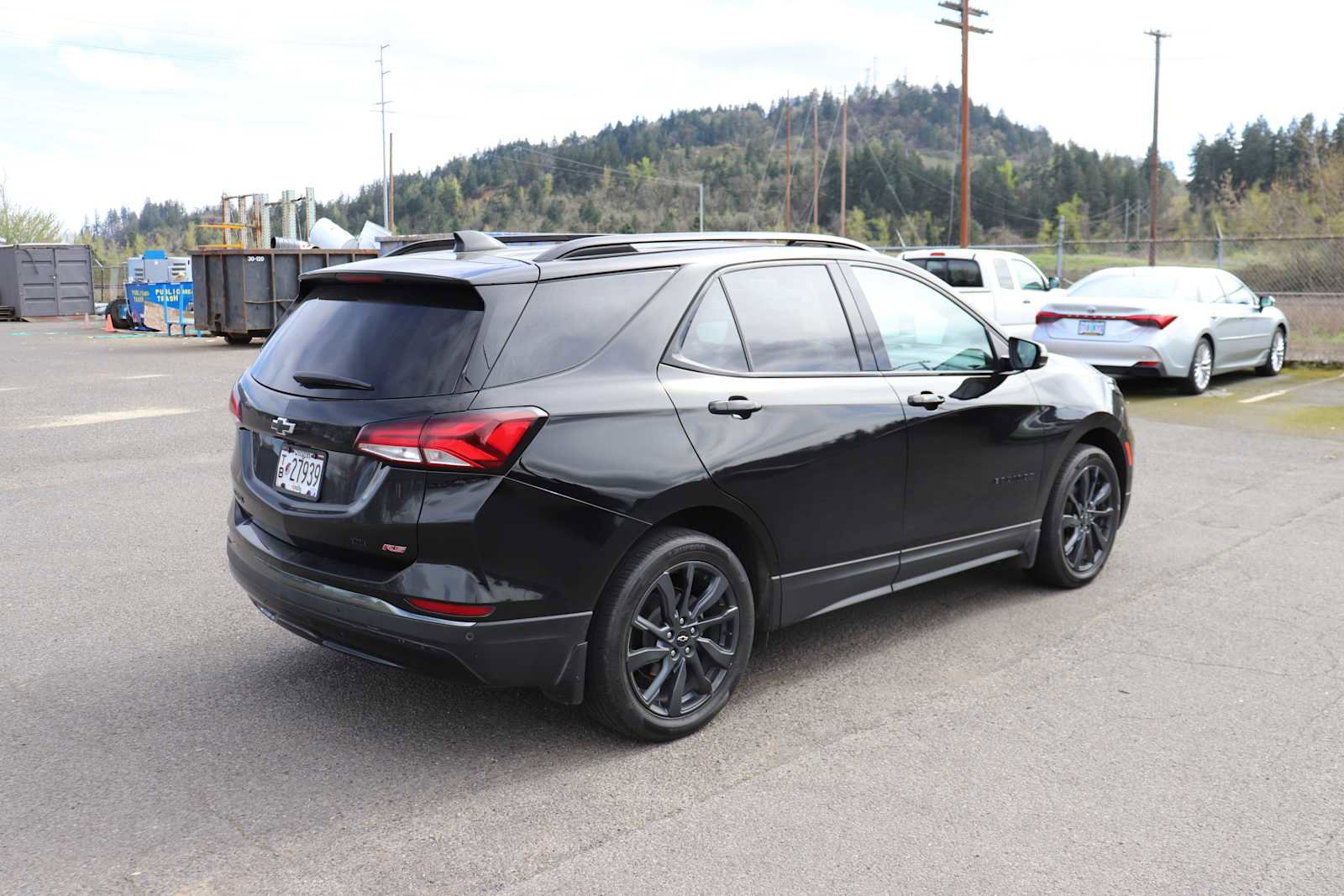 Used 2022 Chevrolet Equinox RS w/ RS Leather Package image 5