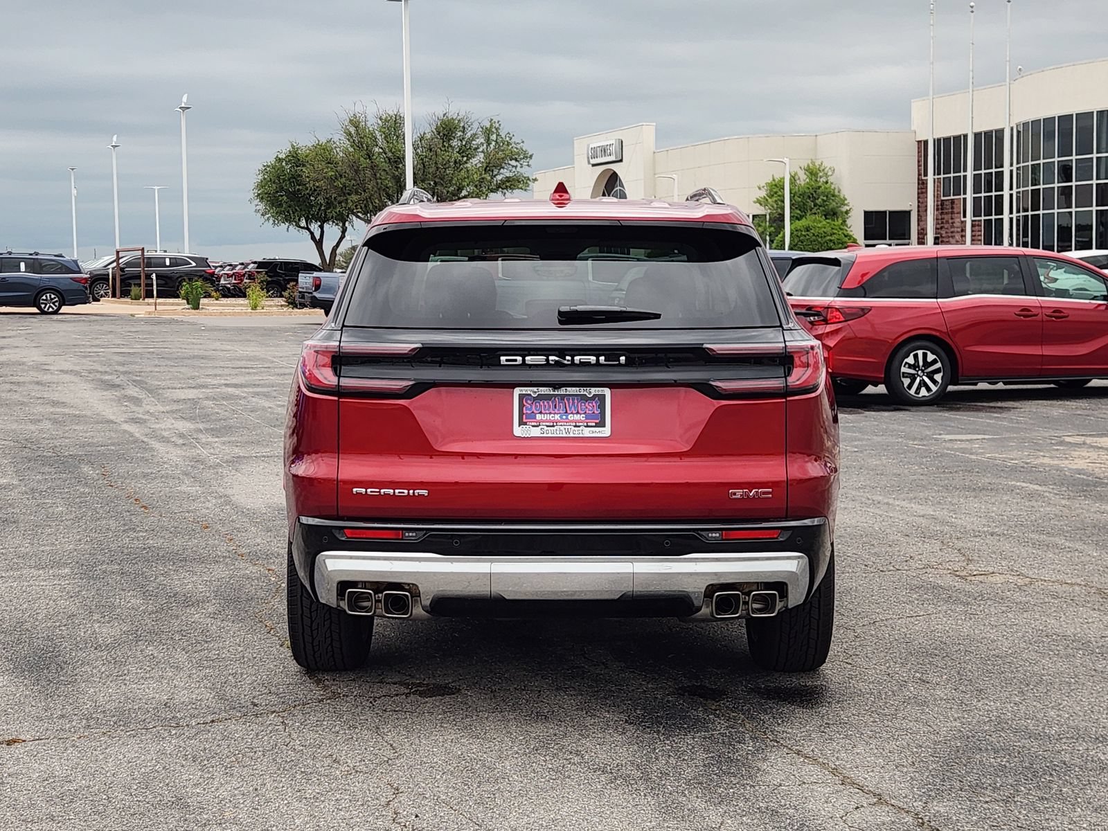 New 2026 GMC Acadia Denali w/ Super Cruise Package FWD image 8