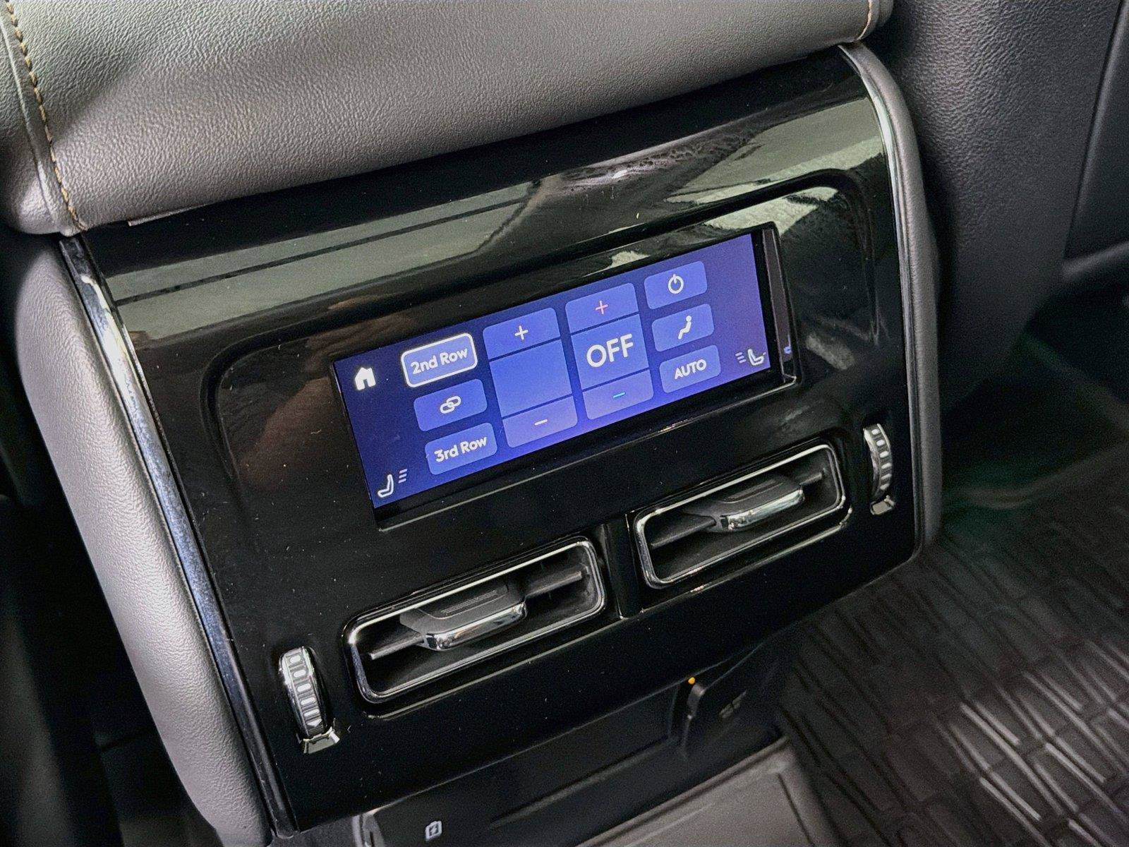 Used 2025 Lincoln Aviator Reserve w/ Equipment Group 201A AWD/4WD image 29