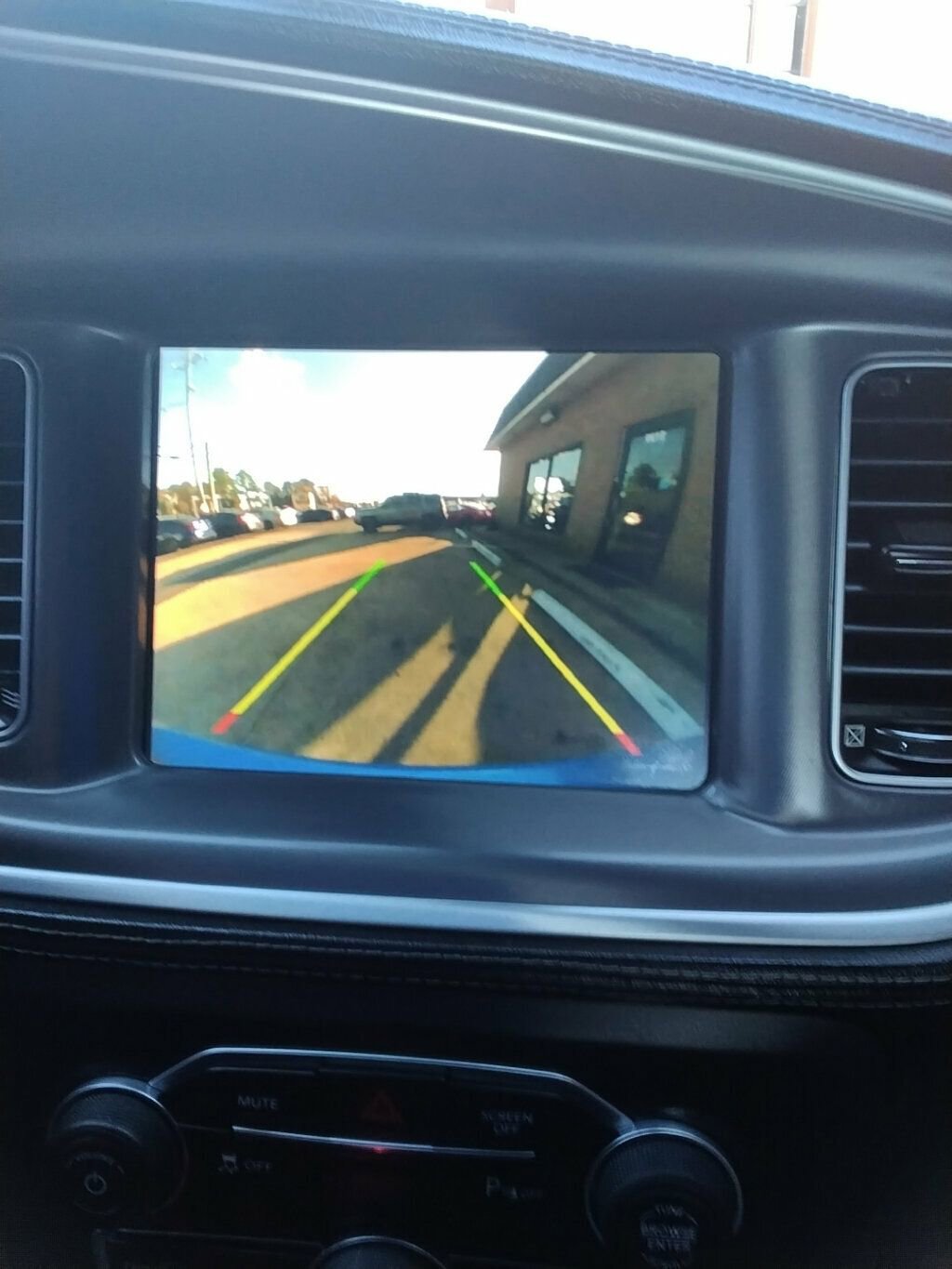 Used 2019 Dodge Charger SXT image 21