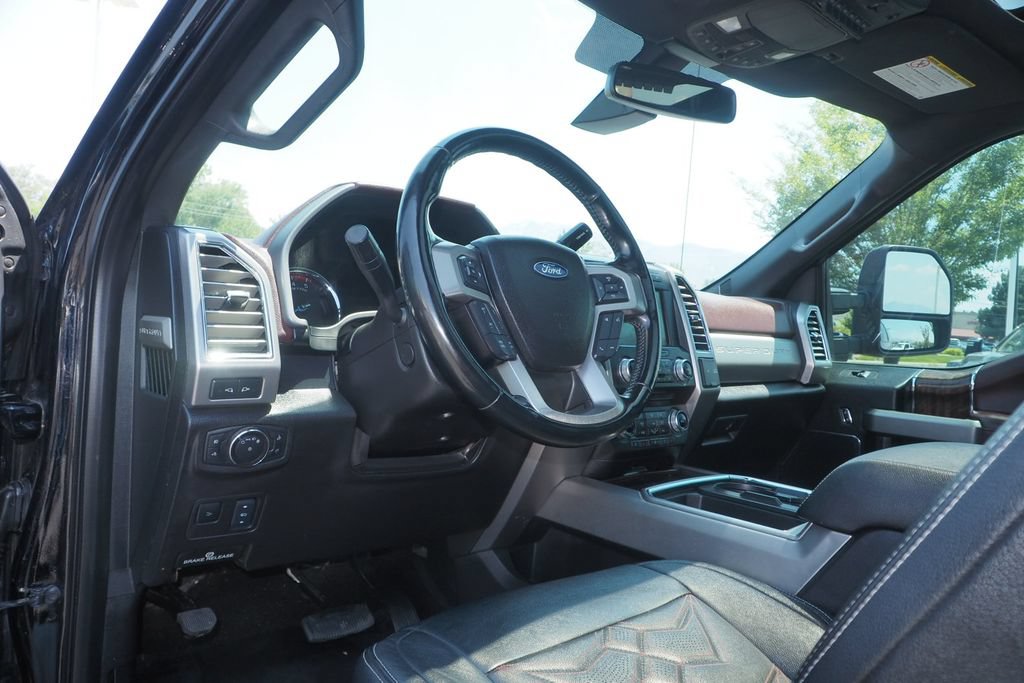 Used 2017 Ford F350 Platinum w/ Platinum Ultimate Package AWD/4WD image 13