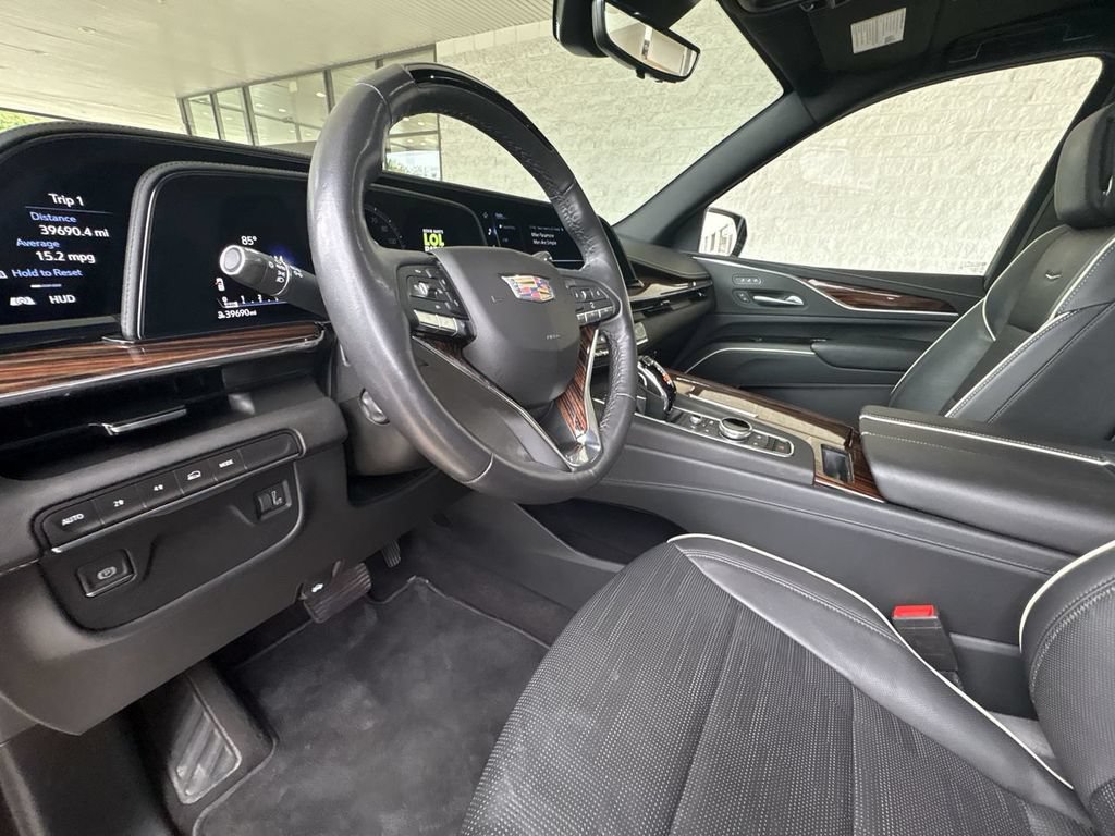 Certified 2023 Cadillac Escalade Premium Luxury AWD/4WD image 10