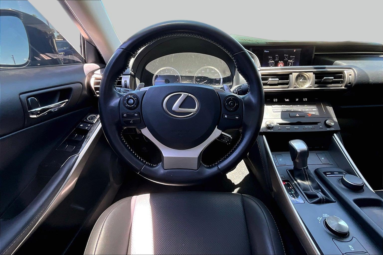 Used 2016 Lexus IS 300 AWD image 5