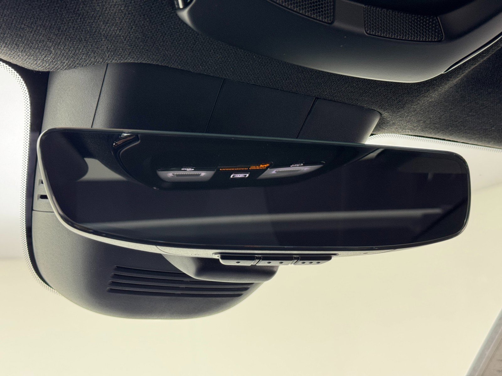 Used 2023 Volvo C40 P8 Recharge Ultimate w/ Protection Package Premier image 30