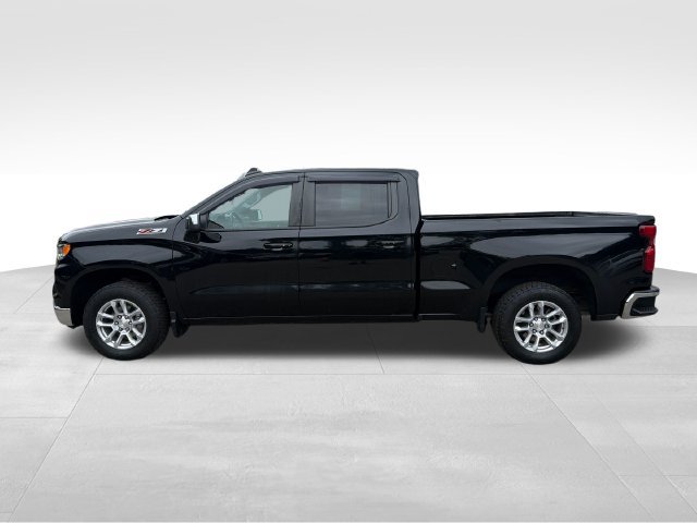 Used 2023 Chevrolet Silverado 1500 LT AWD/4WD image 6