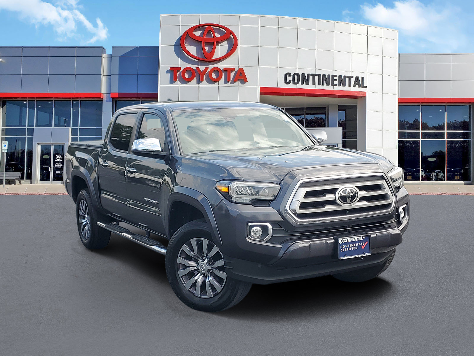 Used 2020 Toyota Tacoma Limited AWD/4WD image 2