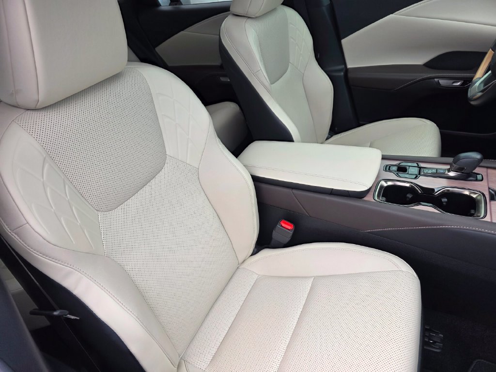 Used 2024 Lexus RX 350 Premium w/ Cold Area Package FWD image 20