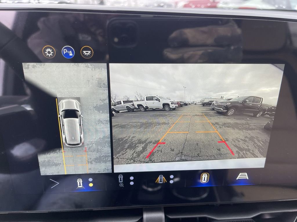 New 2026 Chevrolet Equinox ACTIV w/ Convenience Package III image 17