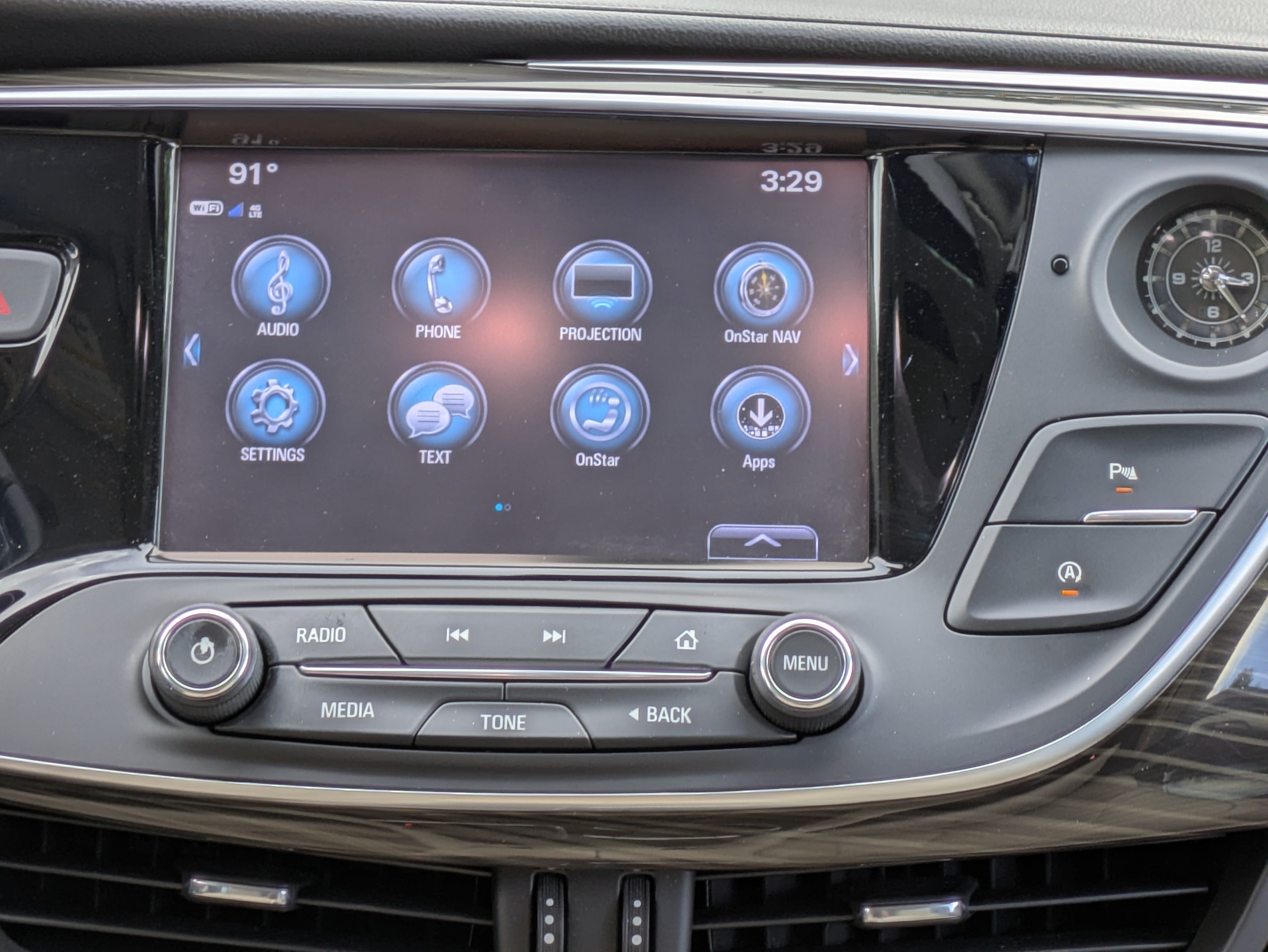 Used 2020 Buick Envision Preferred FWD image 16
