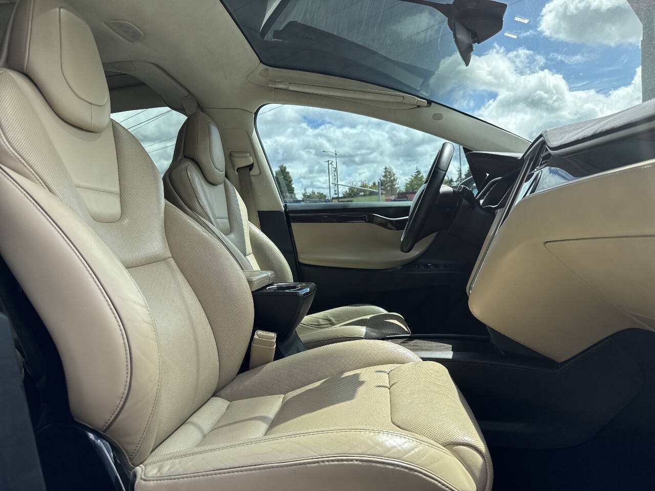 Used 2016 Tesla Model X Performance AWD/4WD image 15