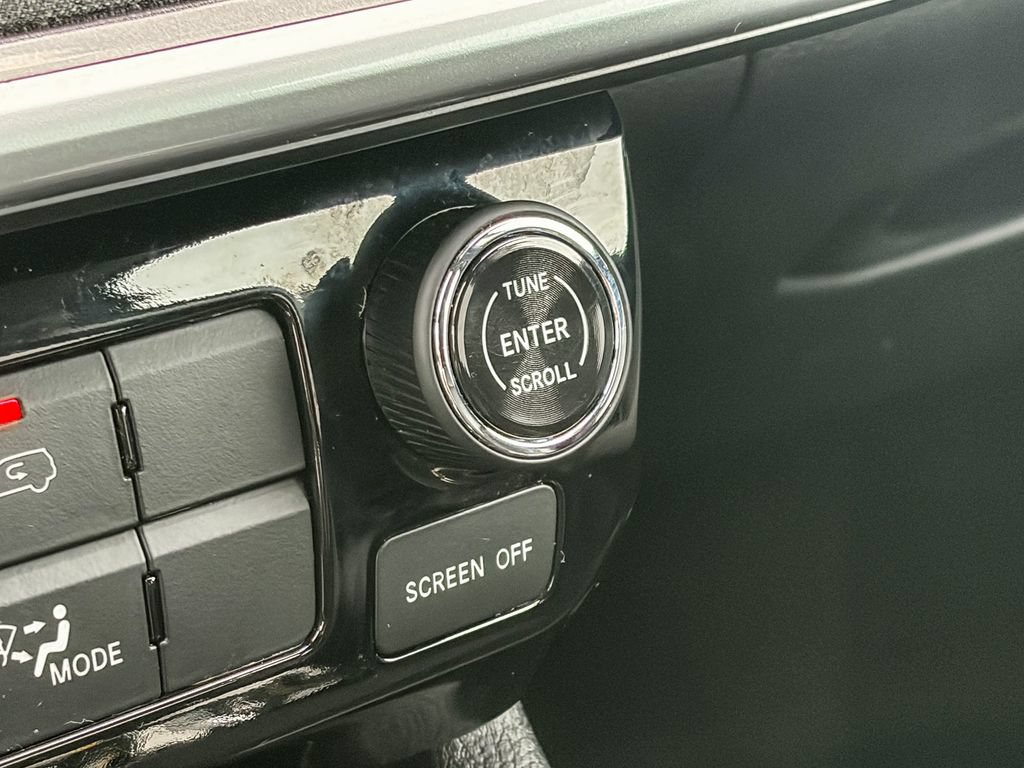 Used 2022 Jeep Compass Latitude FWD image 29