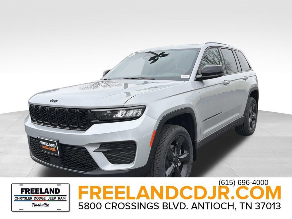 New 2025 Jeep Grand Cherokee Altitude w/ Trailer Tow Package image 7