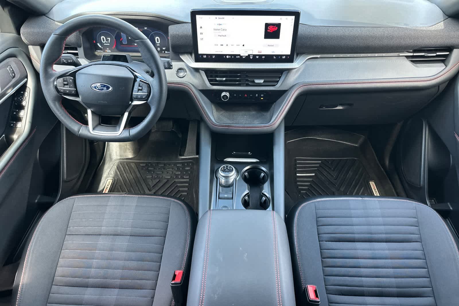 Certified 2025 Ford Explorer ST-Line AWD/4WD image 3