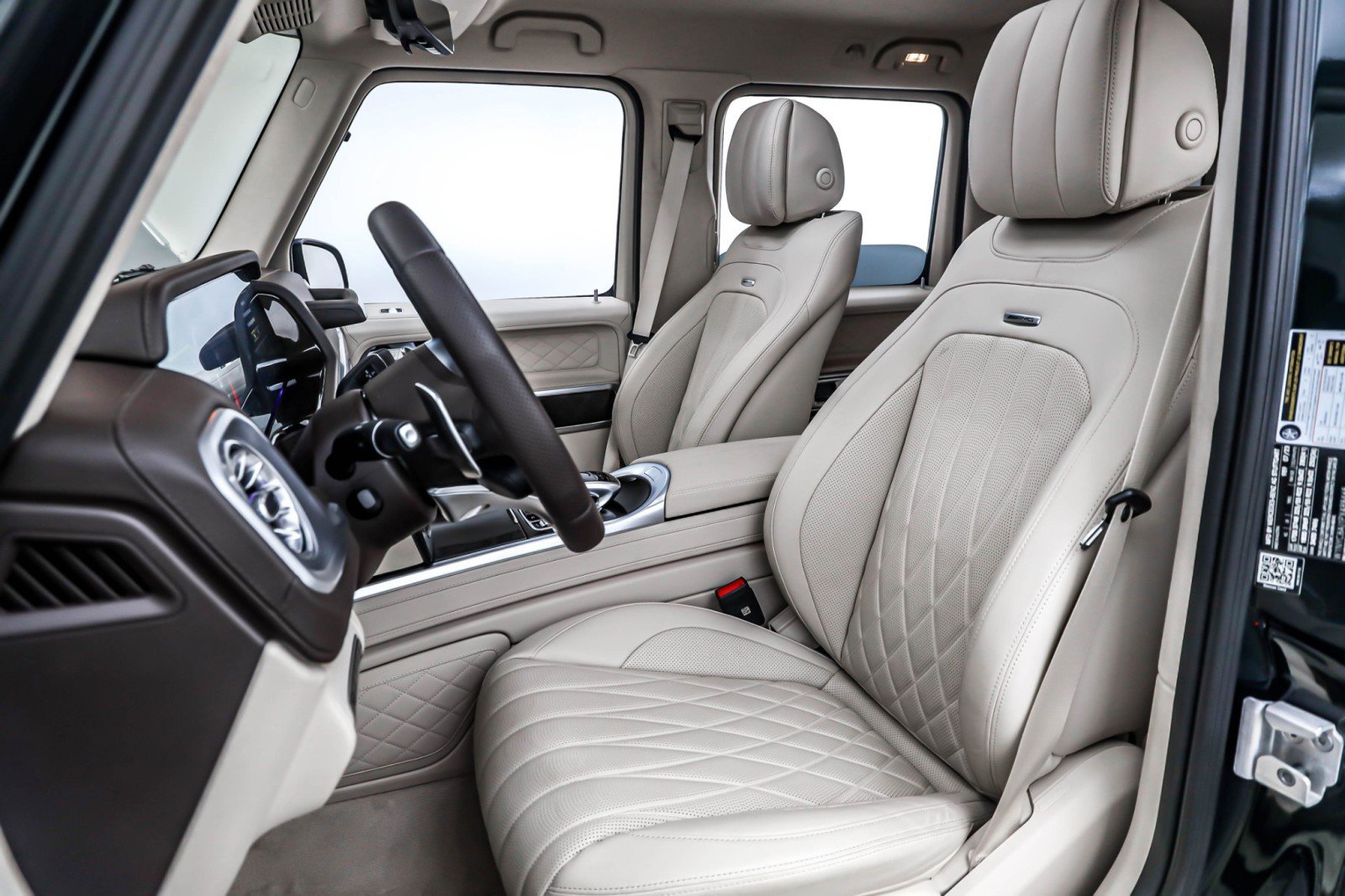 Used 2023 Mercedes-Benz G 63 AMG Squared image 17