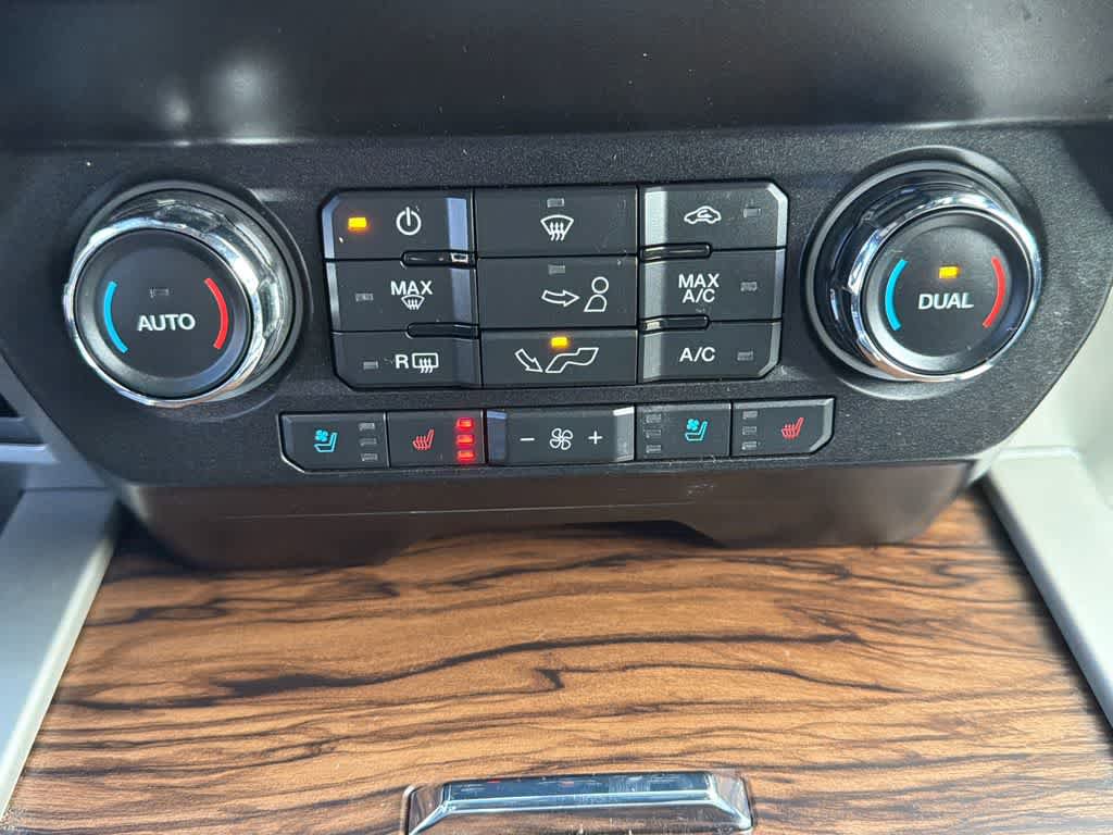 Used 2019 Ford F150 Lariat image 28
