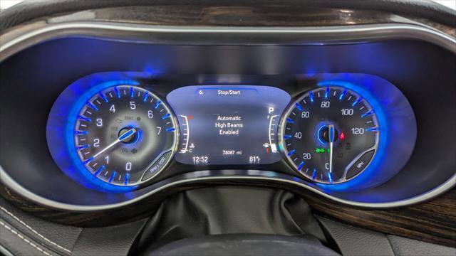 Used 2023 Chrysler Pacifica Limited image 27