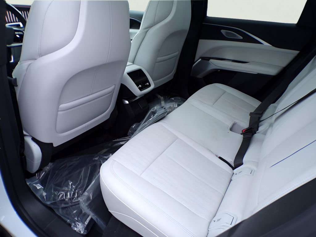 New 2026 Cadillac Lyriq Premium Sport image 7