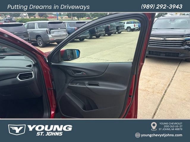 Used 2024 Chevrolet Equinox LT FWD image 16