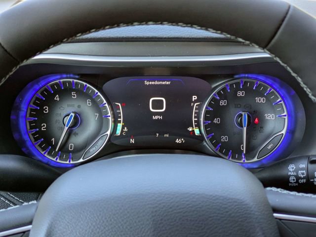 New 2026 Chrysler Pacifica Select FWD image 26