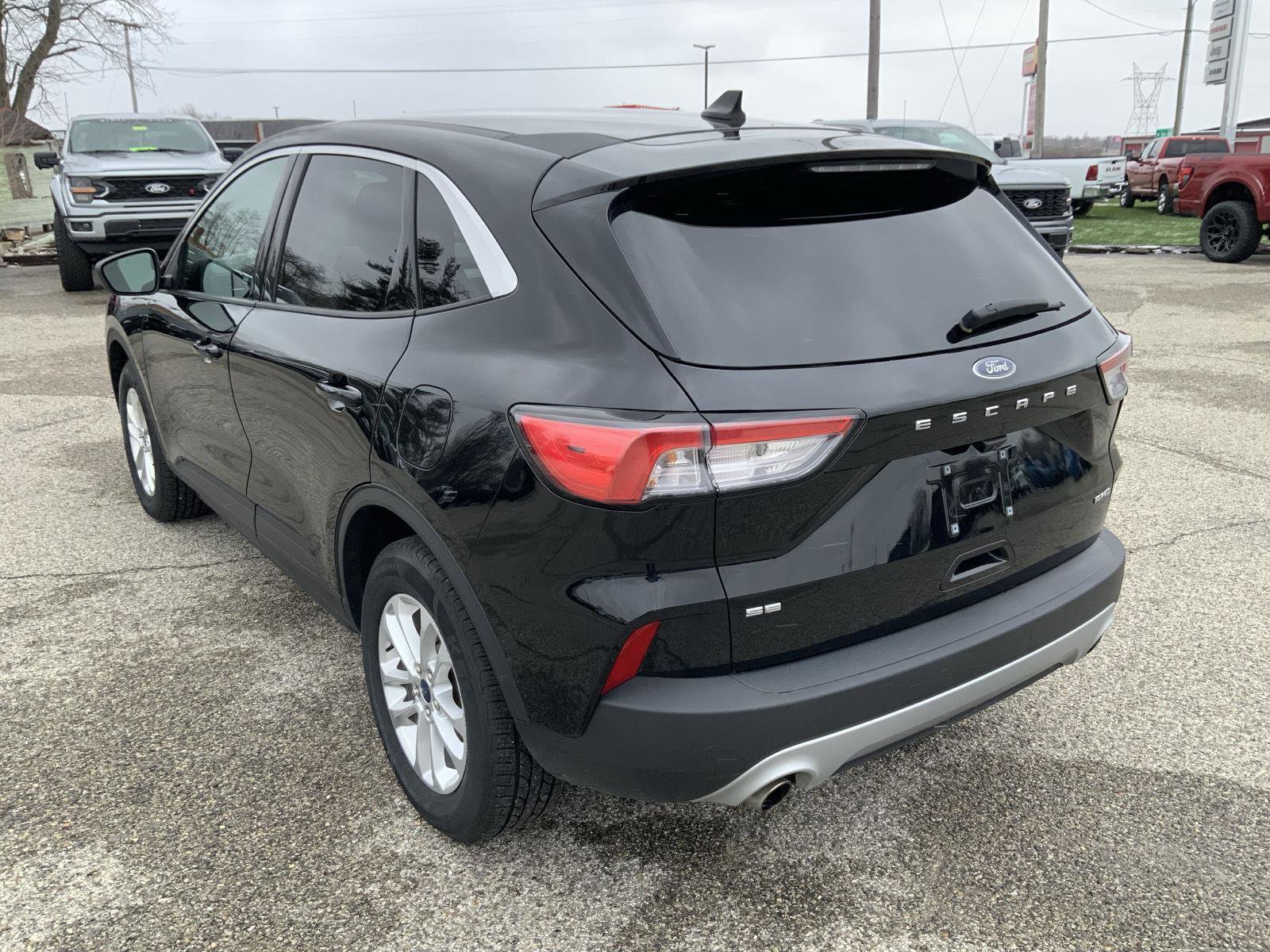 Used 2022 Ford Escape SE w/ Convenience Package image 8