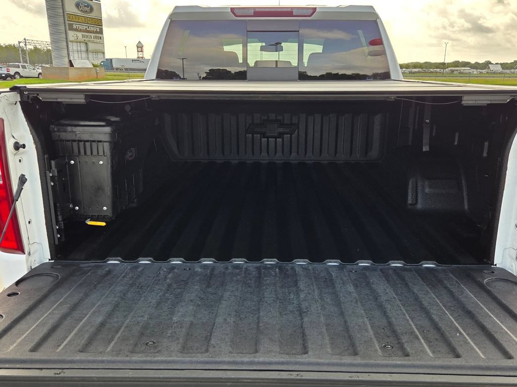 Used 2024 Chevrolet Silverado 1500 LTZ AWD/4WD image 12