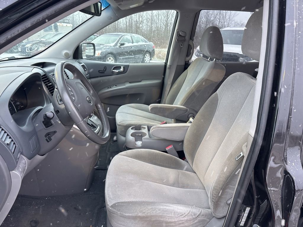 Used 2012 Kia Sedona EX image 15