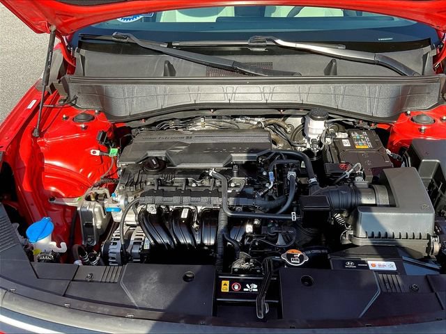 Used 2025 Hyundai Kona SEL FWD image 29