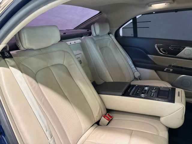 Used 2019 Lincoln Continental Reserve w/ Rear Seat Package AWD/4WD image 32