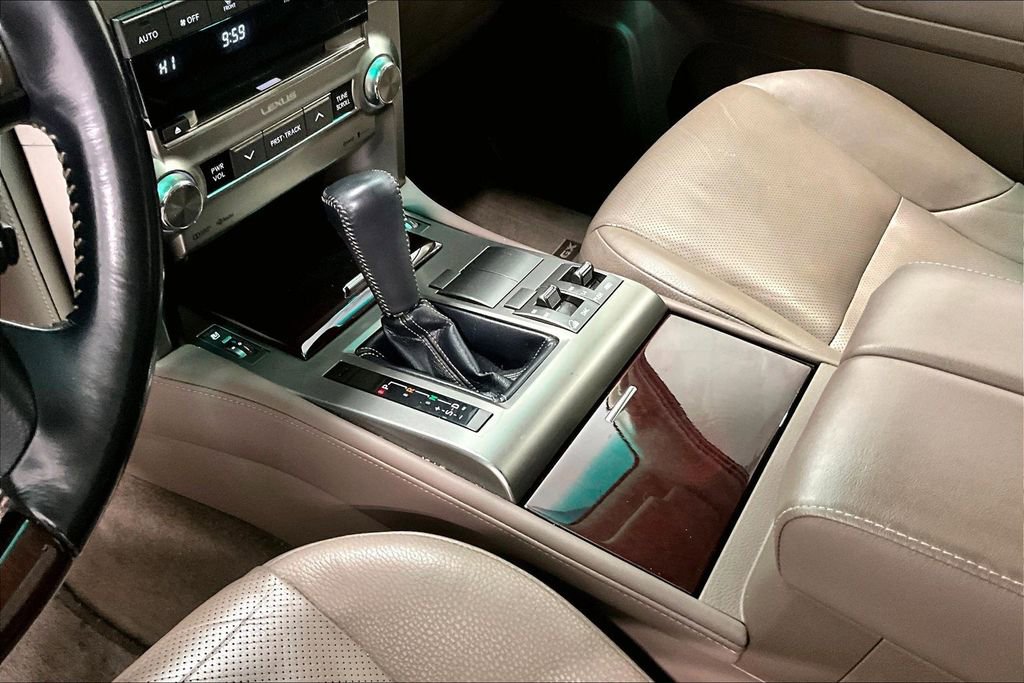 Used 2017 Lexus GX 460 image 17