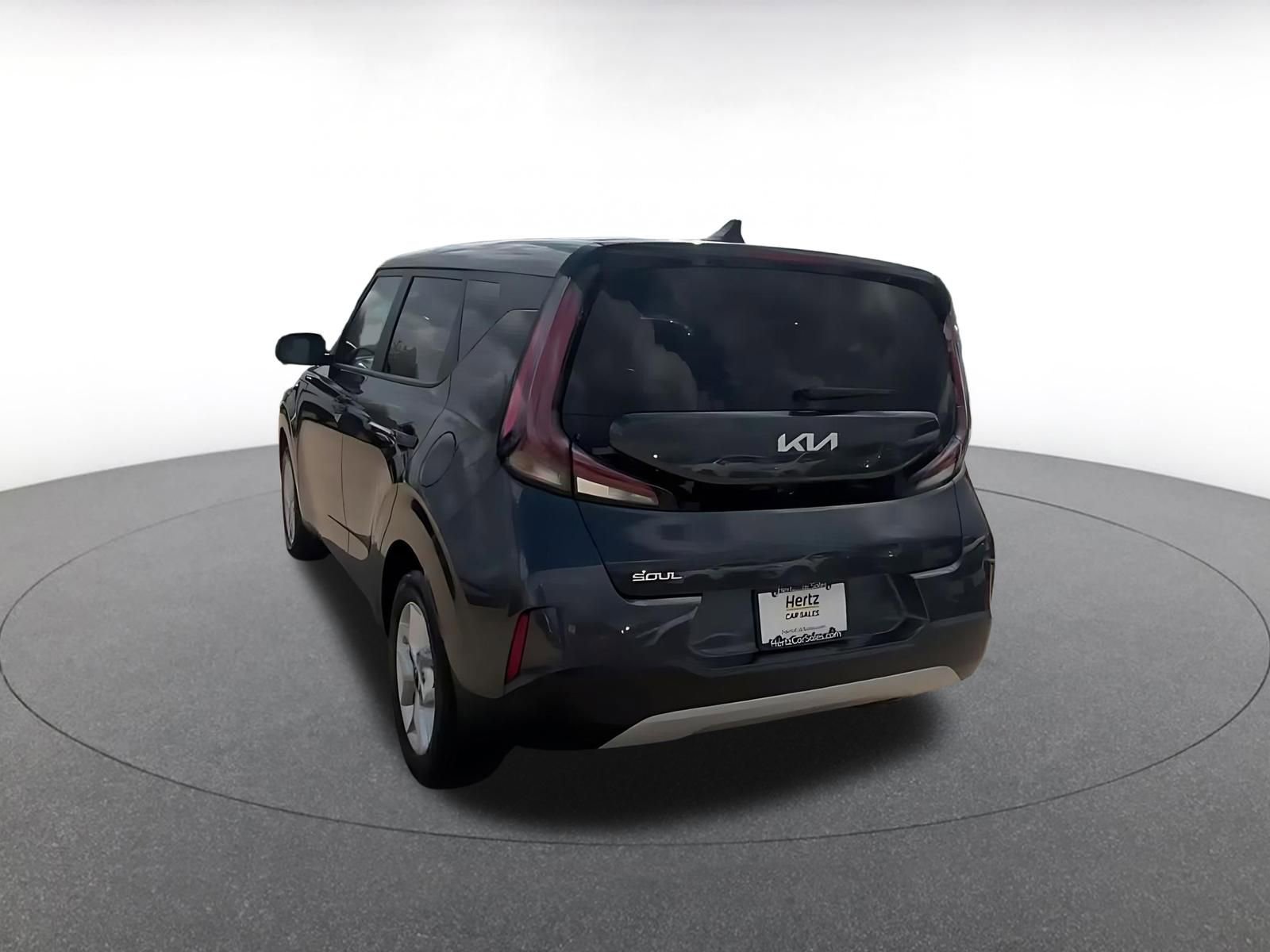 Used 2025 Kia Soul LX w/ LX Technology Package image 11