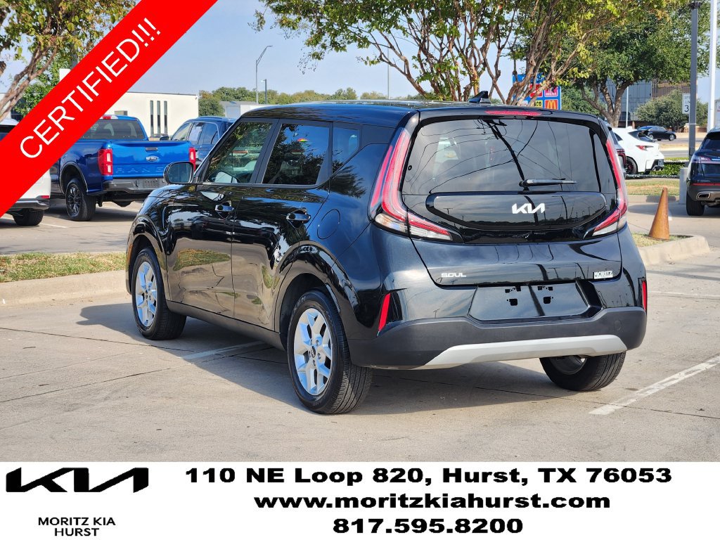 Used 2025 Kia Soul LX w/ LX Technology Package FWD image 3