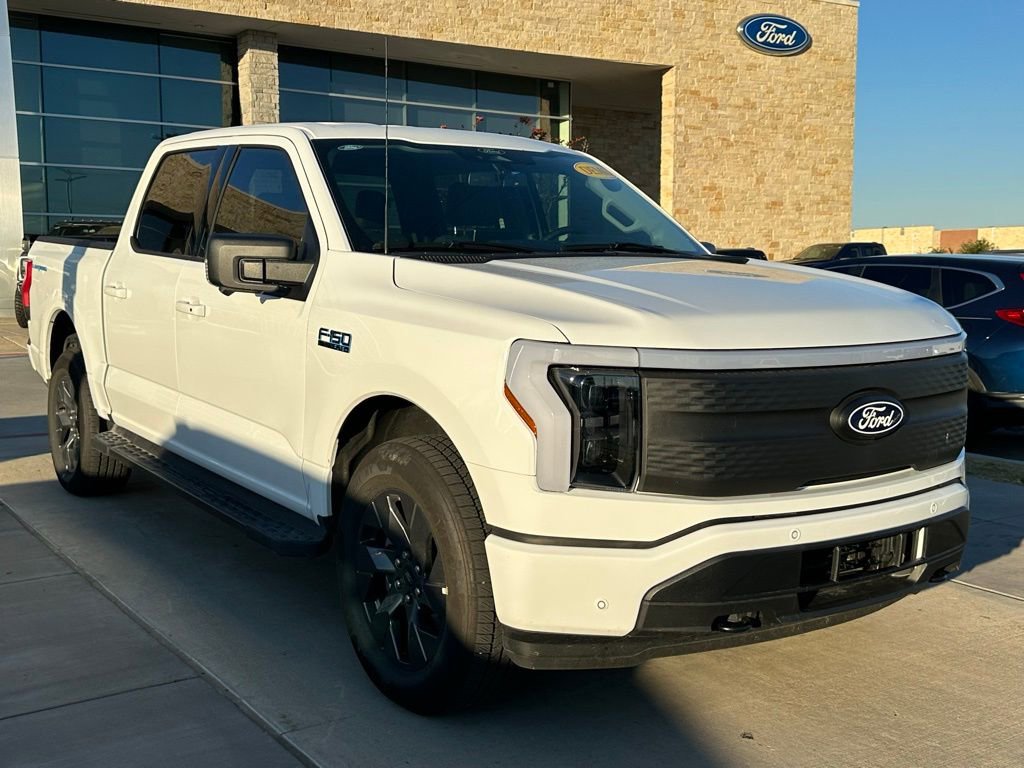New 2025 Ford F150 Lightning Flash image 42