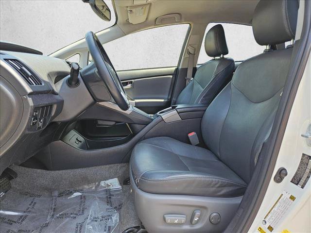 Used 2014 Toyota Prius Four FWD image 11