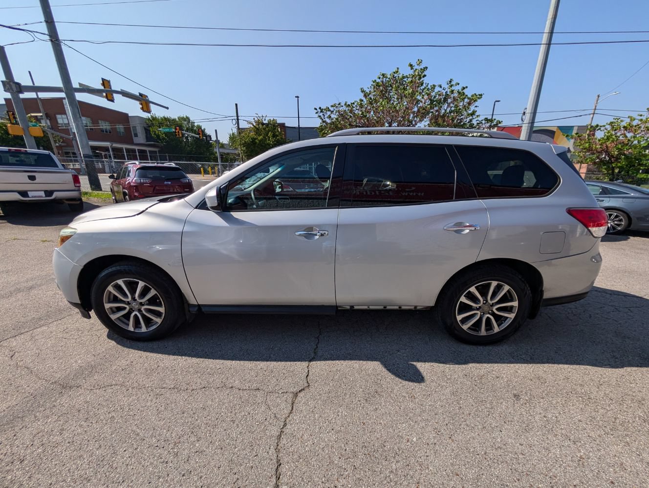 Used 2016 Nissan Pathfinder S FWD image 9