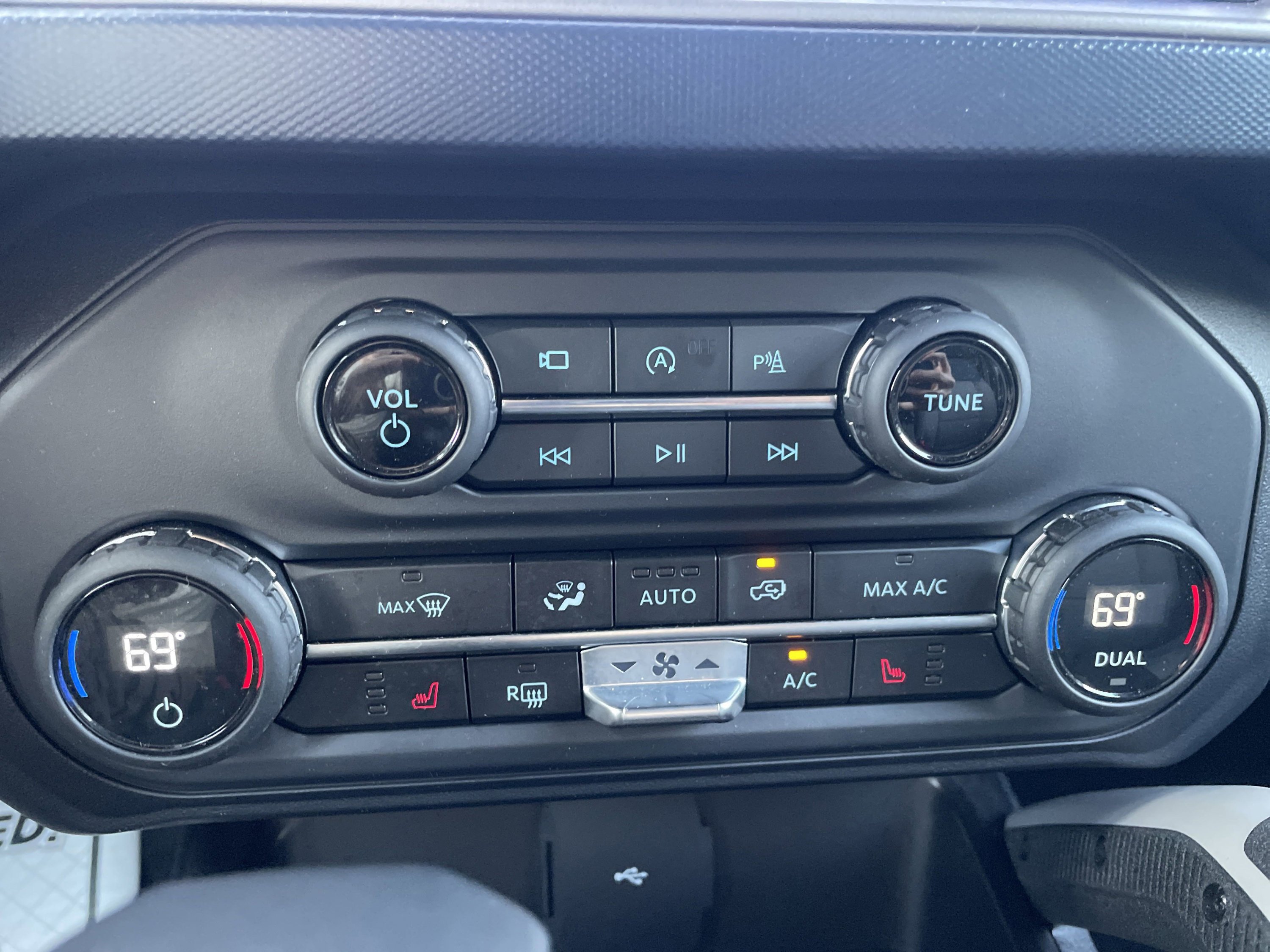 Used 2023 Ford Bronco Outer Banks image 20