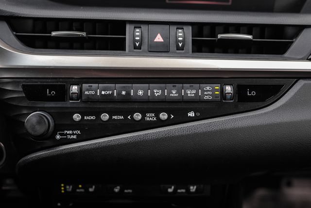 Used 2019 Lexus ES 350 F Sport w/ Accessory Package 2 FWD image 33