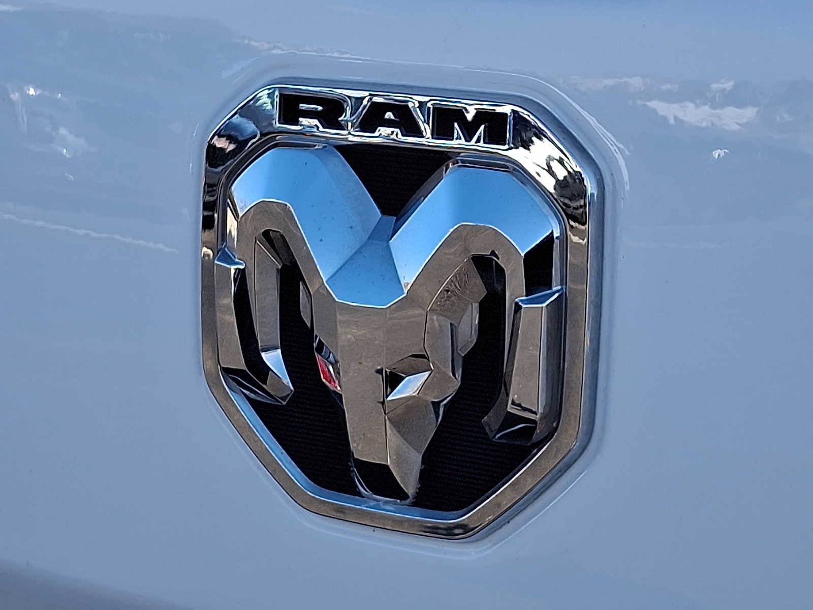 Used 2023 RAM 1500 Laramie AWD/4WD image 28