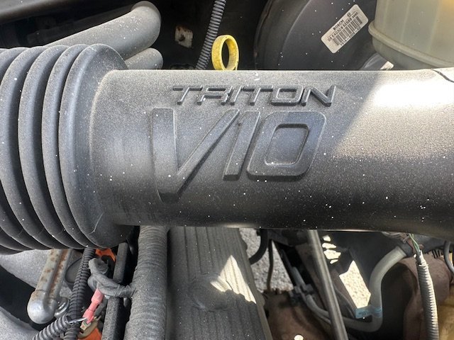 Used 2004 Ford Excursion Limited image 10